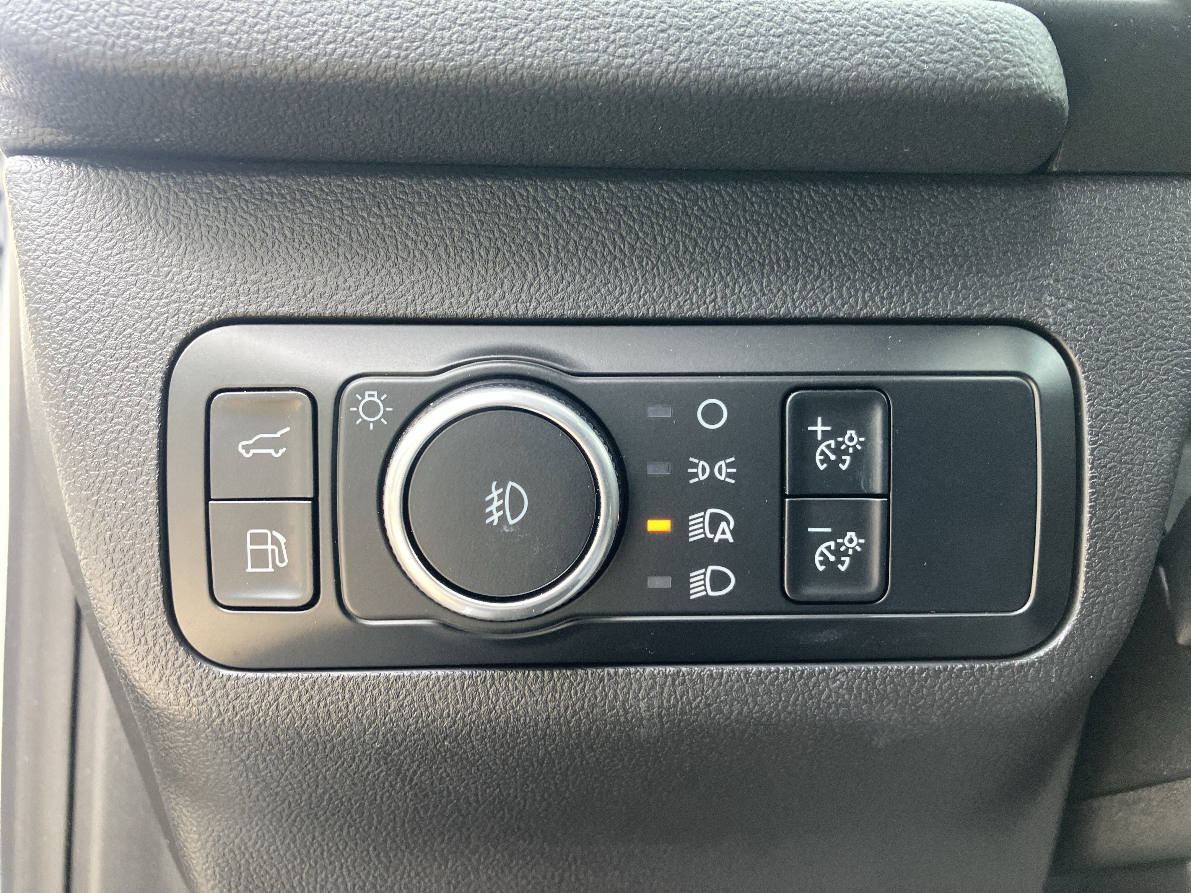 Certified 2024 Ford Escape ST-Line Elite AWD/4WD image 22