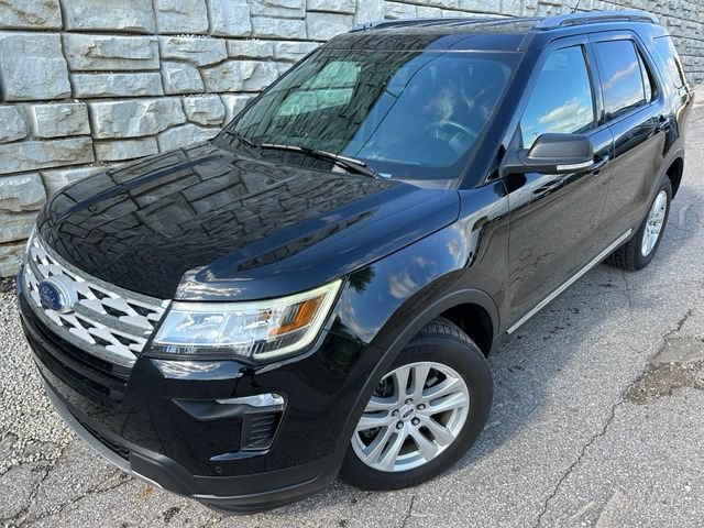 Certified 2019 Ford Explorer XLT w/ Equipment Group 201A AWD/4WD image 1