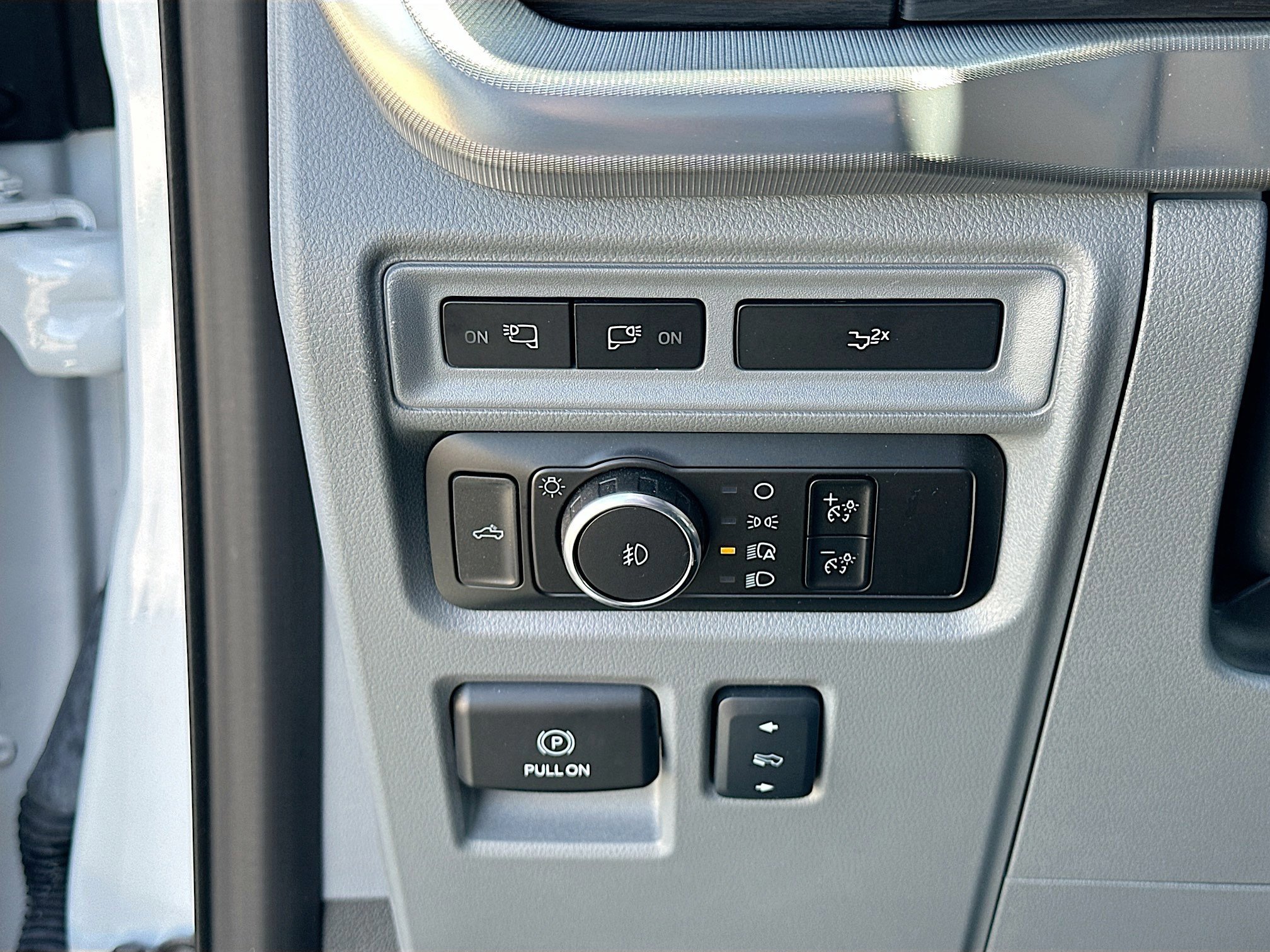 Certified 2024 Ford F150 Lariat w/ Tow/Haul Package image 10