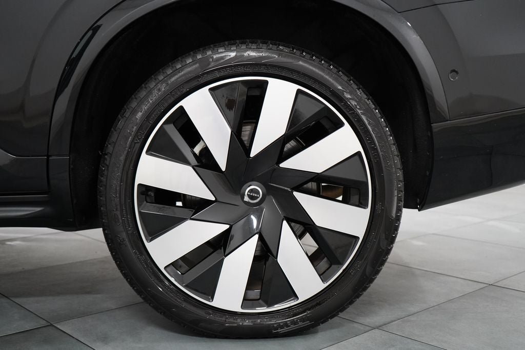 Used 2024 Volvo XC90 T8 Plus AWD/4WD image 34