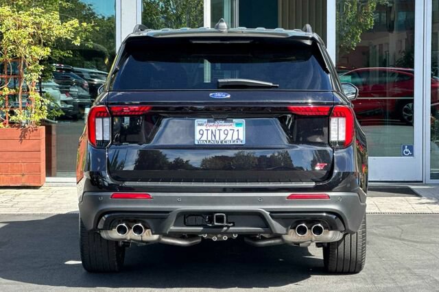 Certified 2025 Ford Explorer ST w/ Sun And Sound Package AWD/4WD image 5