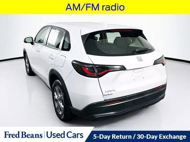 Used 2023 Honda HR-V LX image 3