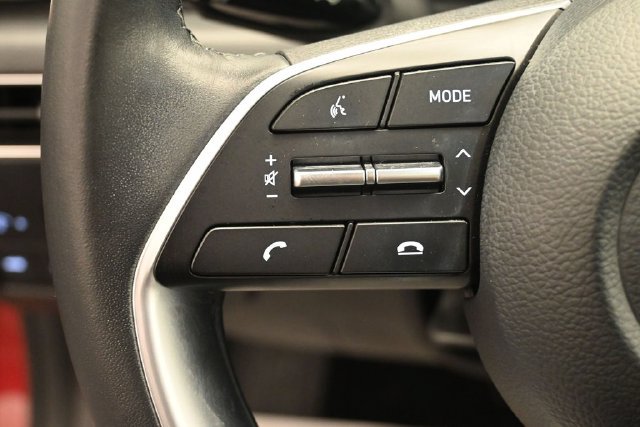Used 2023 Hyundai Sonata SEL w/ Convenience Package FWD image 12