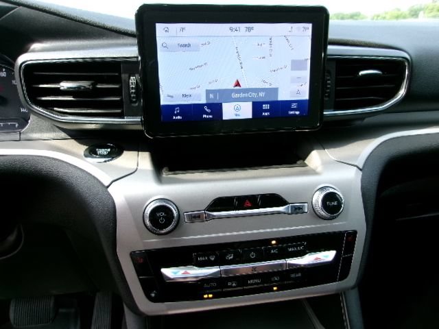 Certified 2023 Ford Explorer XLT w/ Equipment Group 202A AWD/4WD image 11