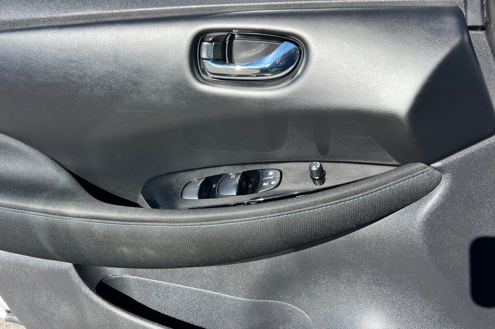 Used 2023 Nissan Leaf SV Plus image 12