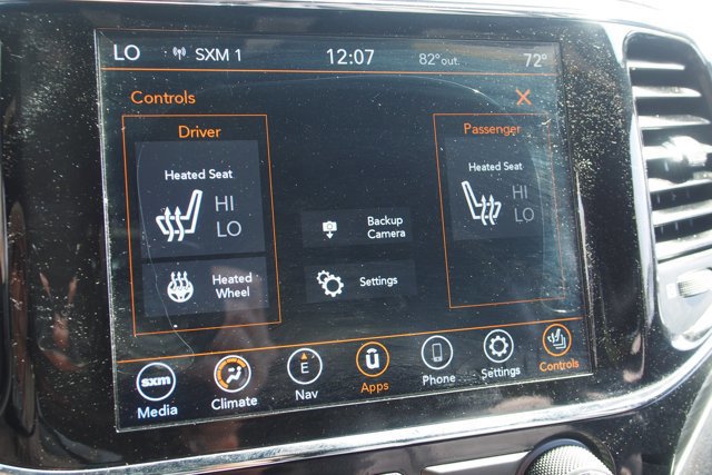 Used 2020 Jeep Grand Cherokee Limited image 31