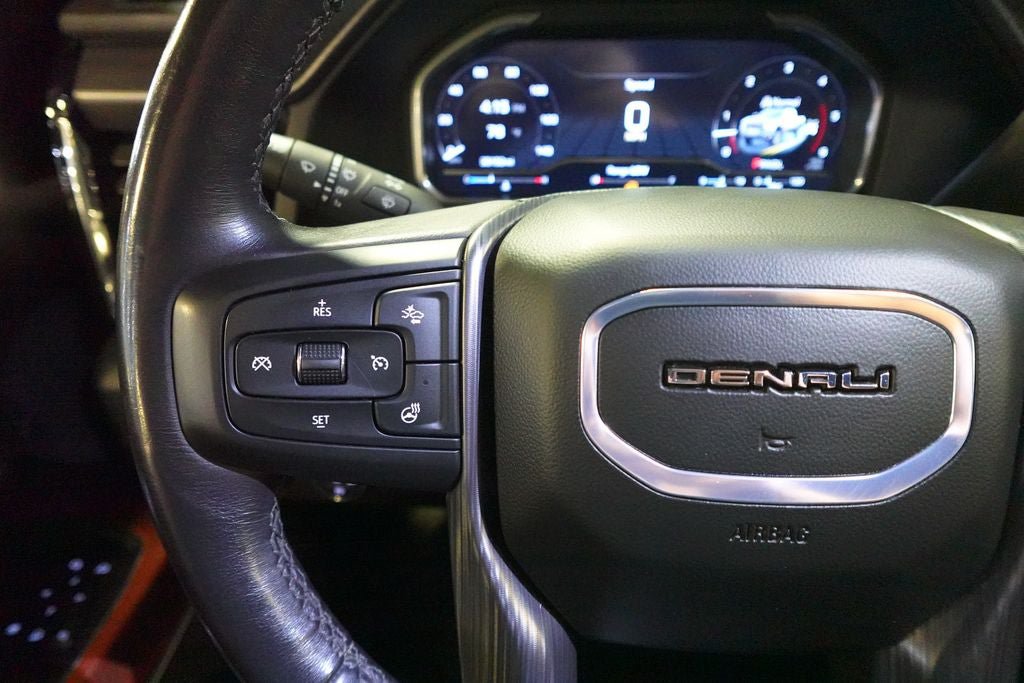 Used 2024 GMC Sierra 2500 Denali Ultimate AWD/4WD image 13