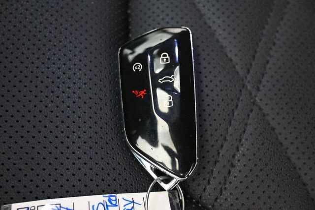 Used 2024 Volkswagen Atlas SE AWD/4WD image 24
