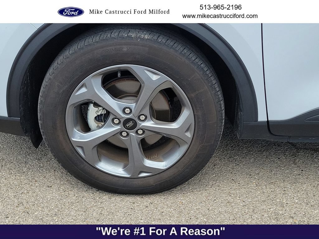 Certified 2025 Ford Escape ST-Line FWD image 9