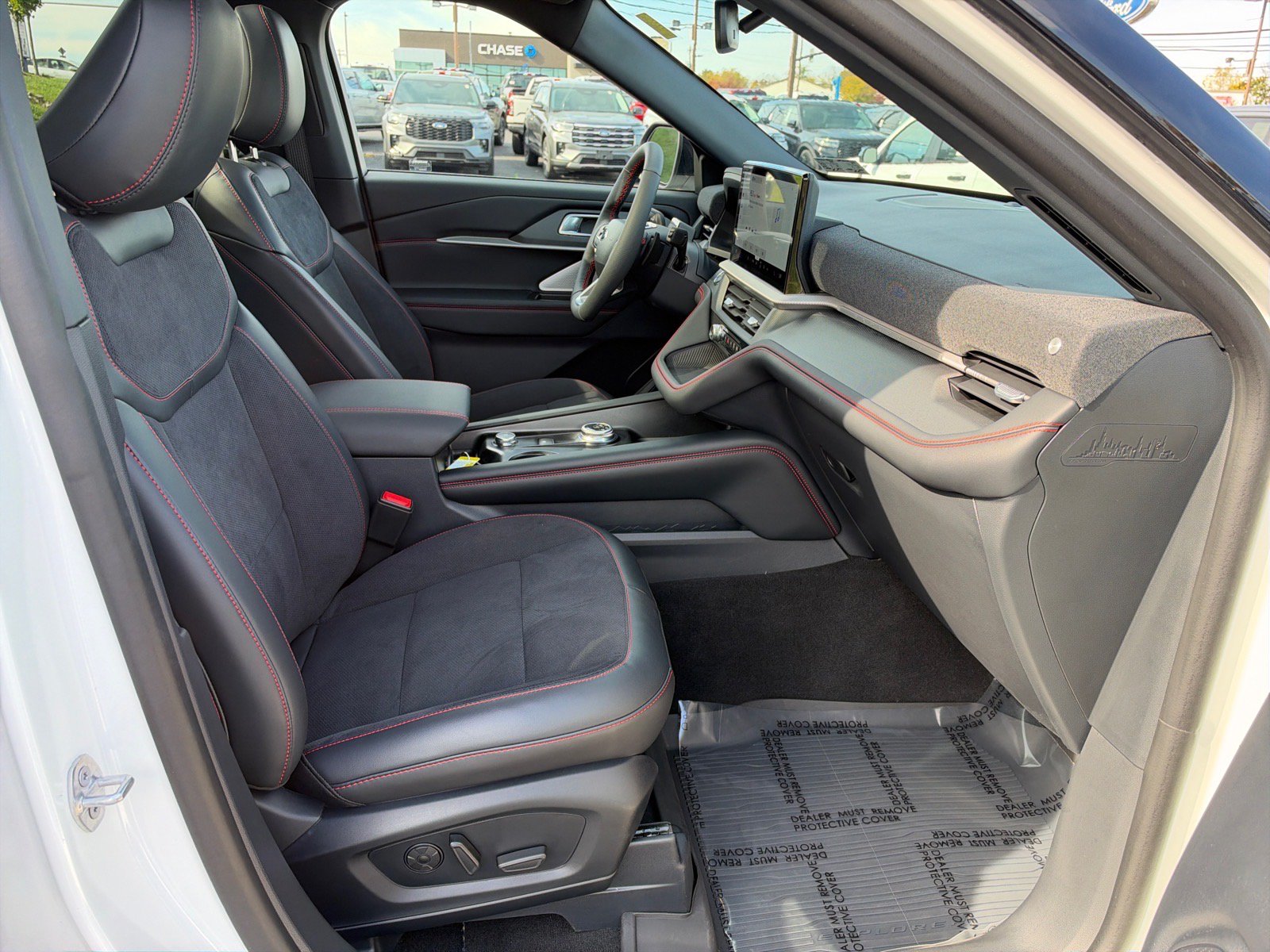 Certified 2026 Ford Explorer ST AWD/4WD image 20