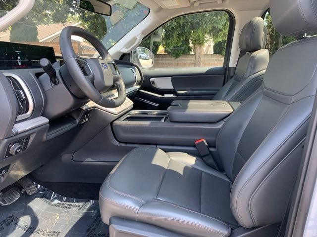 Certified 2025 Ford Expedition Active AWD/4WD image 18
