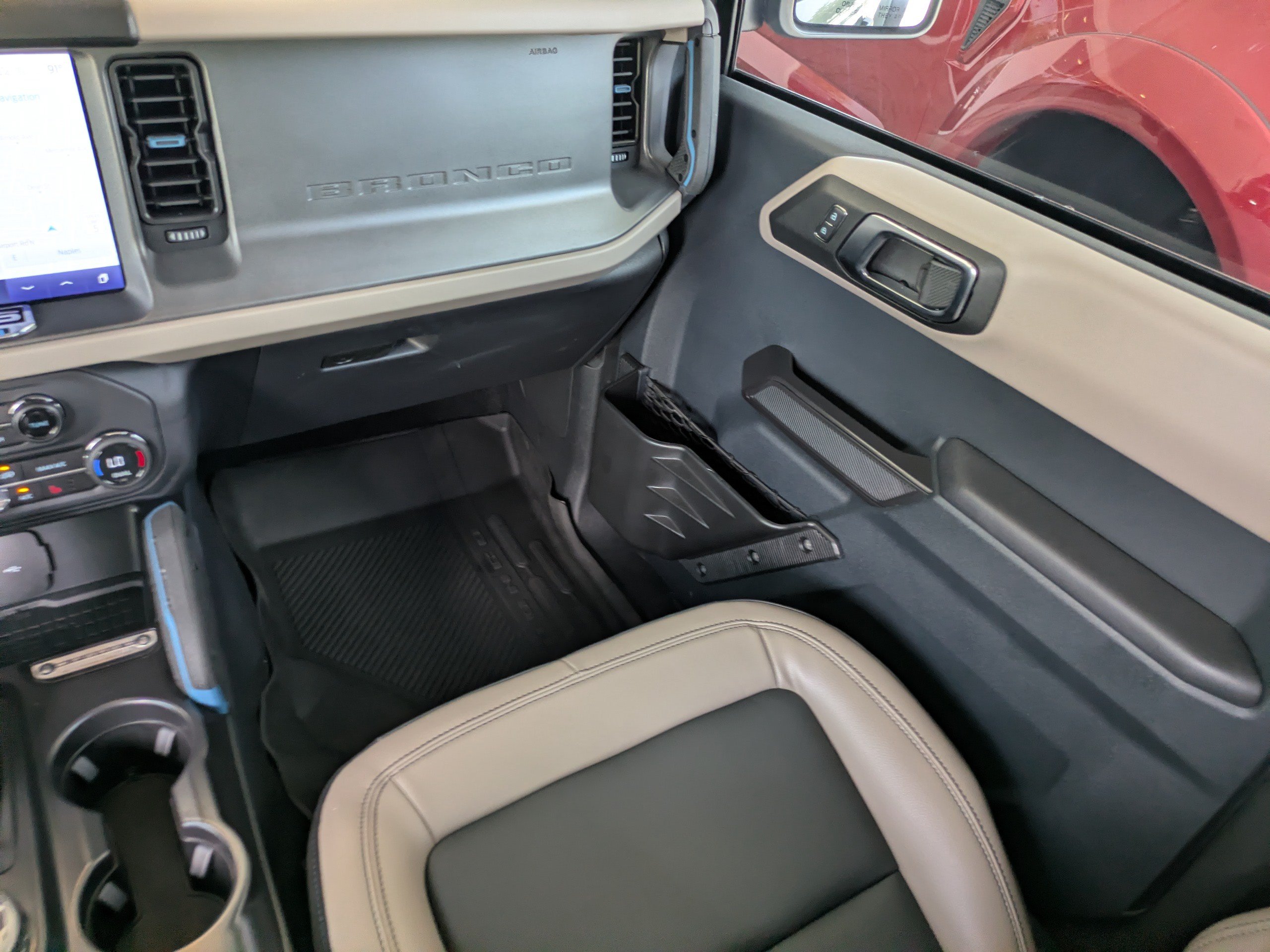 Certified 2024 Ford Bronco Wildtrak AWD/4WD image 17