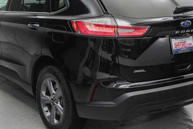 Certified 2023 Ford Edge SEL w/ Sport Appearance Package AWD/4WD image 7