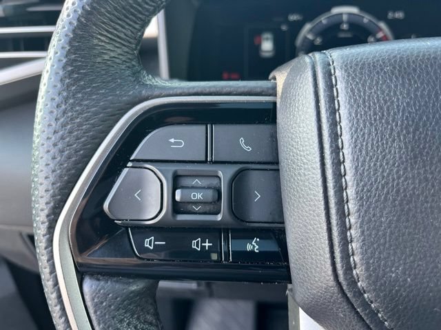 Used 2024 Toyota Sequoia Limited w/ Tow Technology Package AWD/4WD image 17