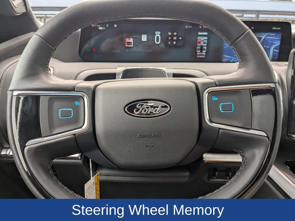 Certified 2025 Ford Expedition Platinum w/ Stealth Performance Package AWD/4WD image 30