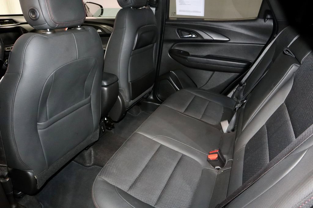 Used 2022 Chevrolet TrailBlazer RS w/ Sun and Liftgate Package AWD/4WD image 24