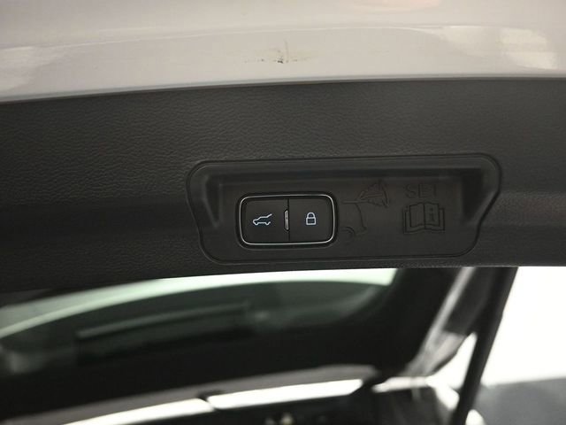 Certified 2020 Ford Explorer Limited w/ Class III Trailer Tow Package image 42