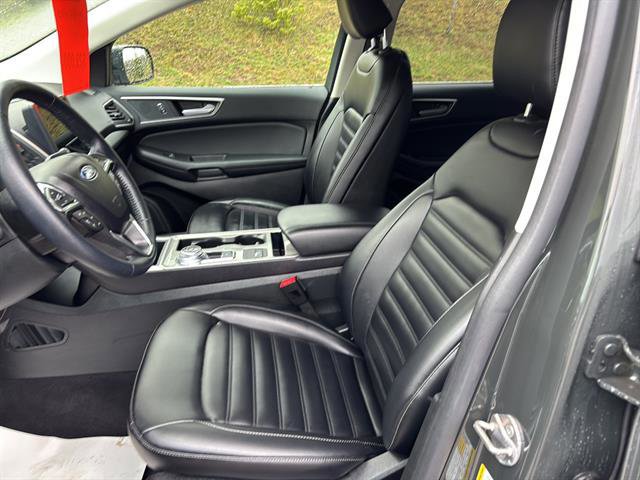 Certified 2024 Ford Edge SEL w/ Convenience Package image 11