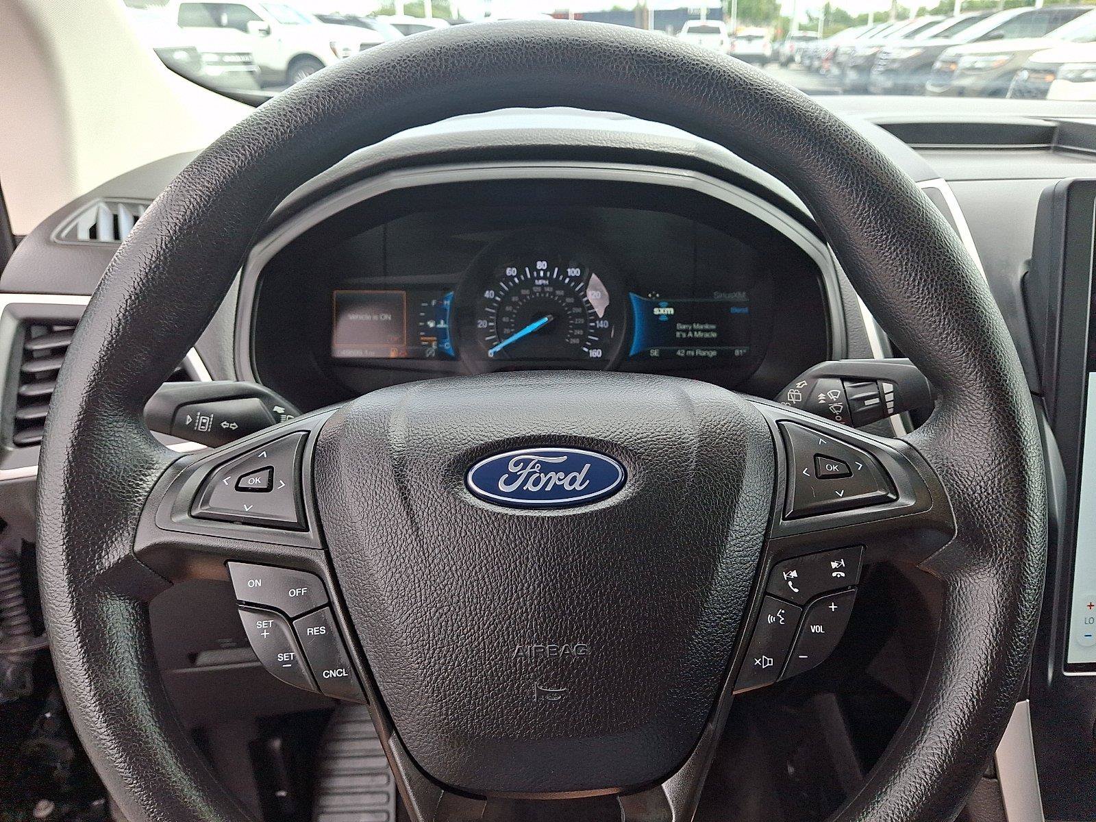 Certified 2022 Ford Edge SE w/ Black Appearance Package AWD/4WD image 17