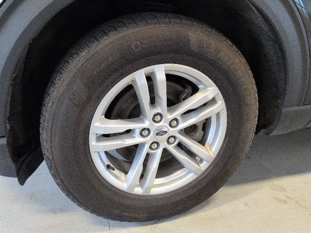 Certified 2023 Ford Explorer XLT AWD/4WD image 9