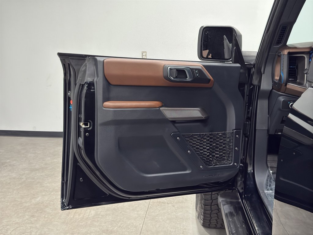 Certified 2022 Ford Bronco Outer Banks image 9