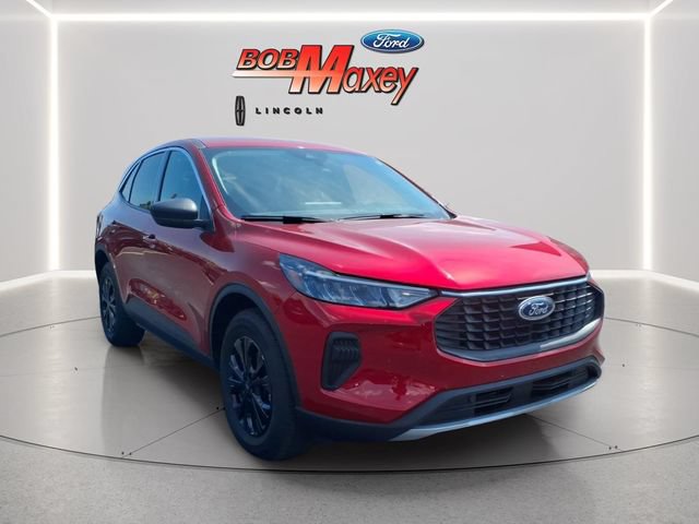 Certified 2023 Ford Escape Active w/ Tech Pack #1 AWD/4WD image 3
