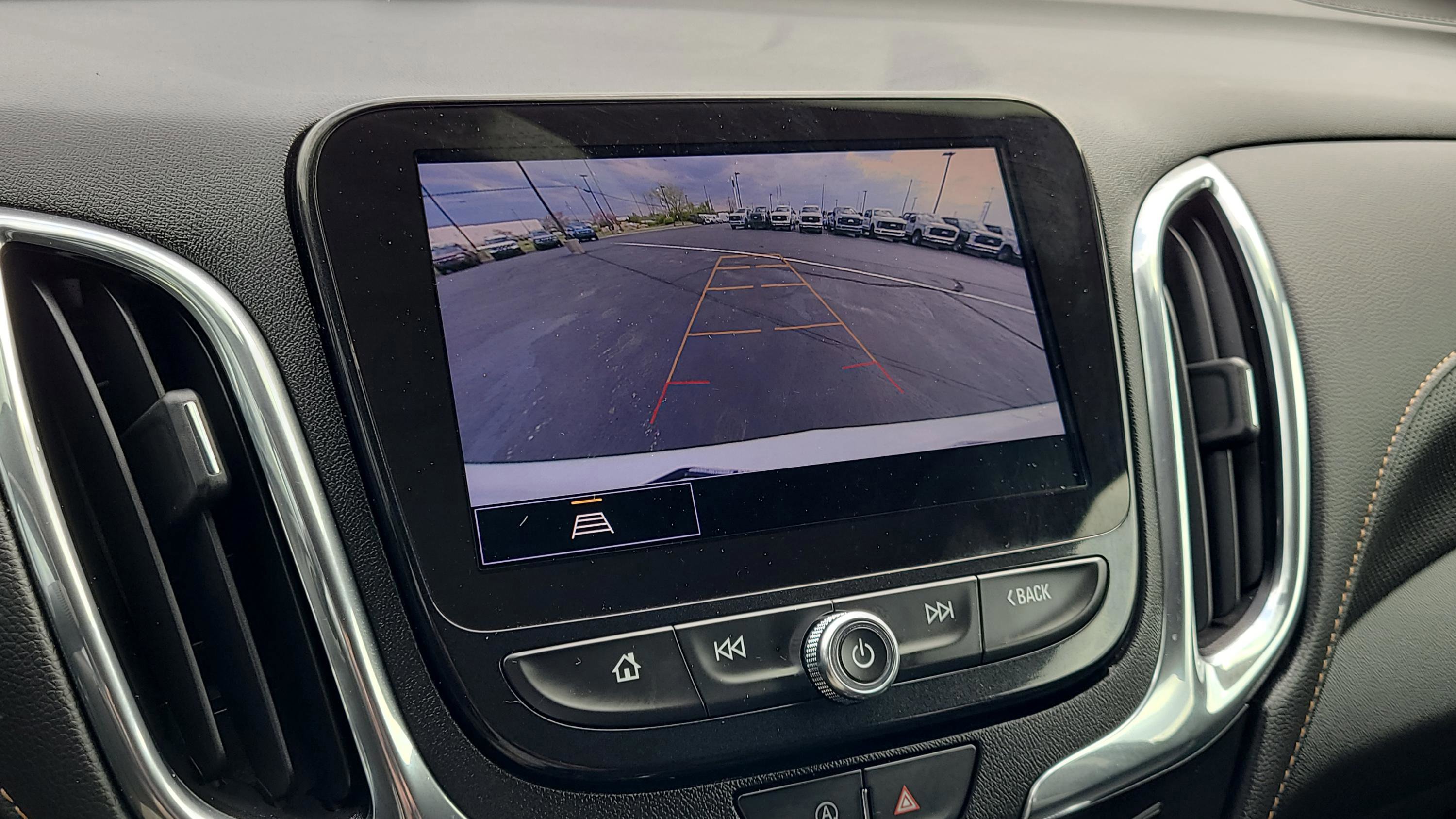 Used 2022 Chevrolet Equinox Premier w/ Redline Edition image 20