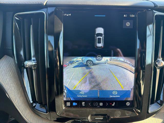 Used 2022 Volvo XC60 T8 Inscription w/ Advanced Package image 23