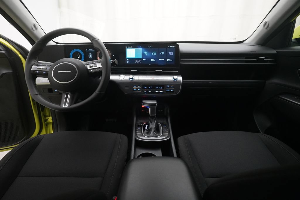 Used 2024 Hyundai Kona SEL AWD/4WD image 5