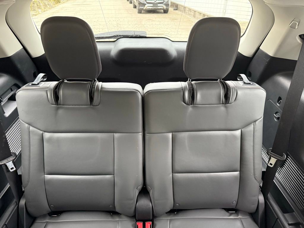 Certified 2025 Ford Explorer Active w/ Active Comfort Package image 11