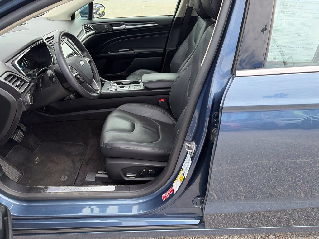 Certified 2019 Ford Fusion Energi Titanium FWD image 10