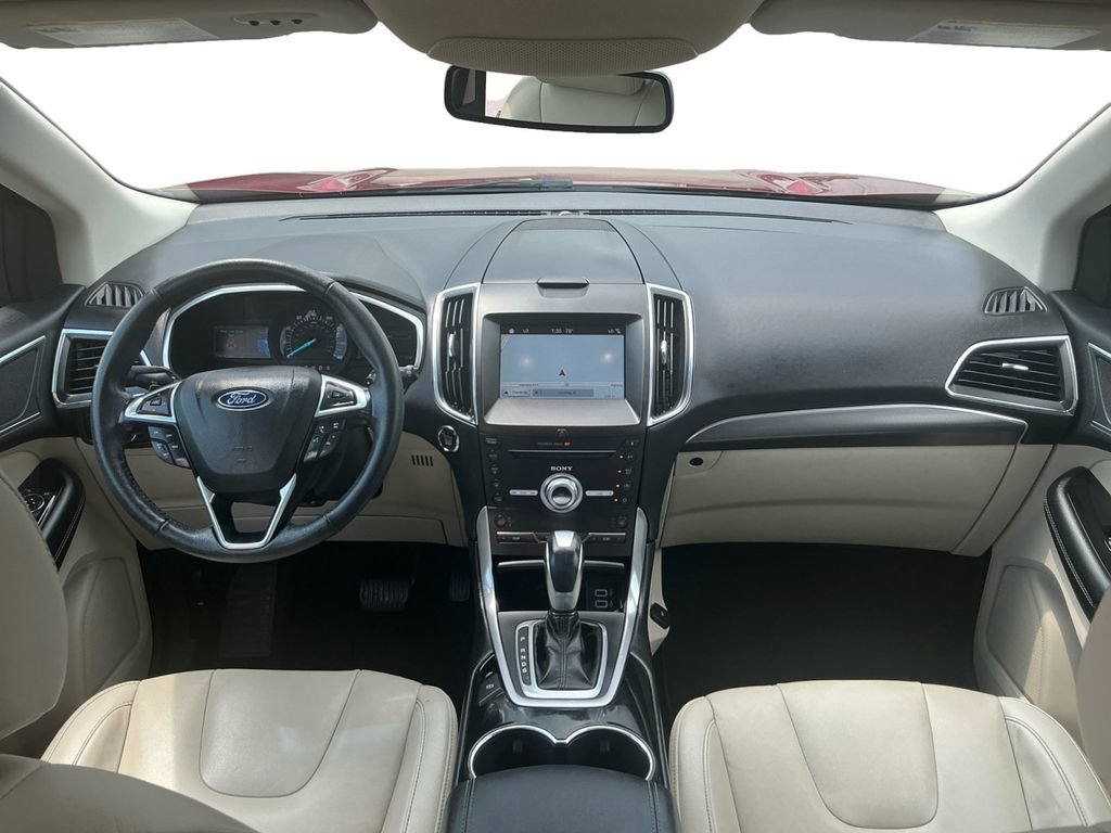 Certified 2018 Ford Edge Titanium w/ Technology Package FWD image 17