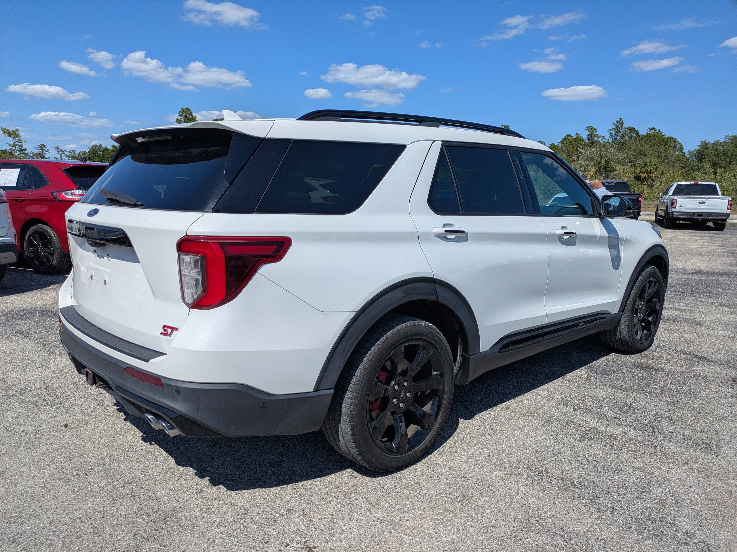 Certified 2020 Ford Explorer ST w/ ST Street Pack AWD/4WD image 4