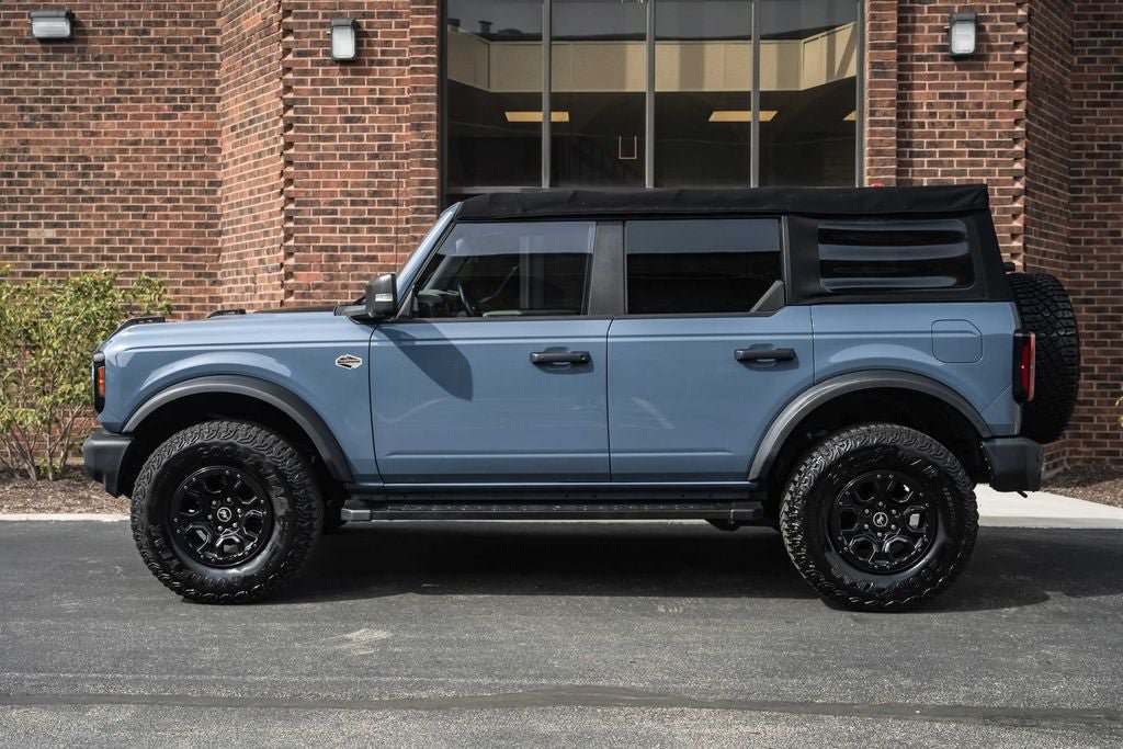 Certified 2022 Ford Bronco Wildtrak AWD/4WD image 3