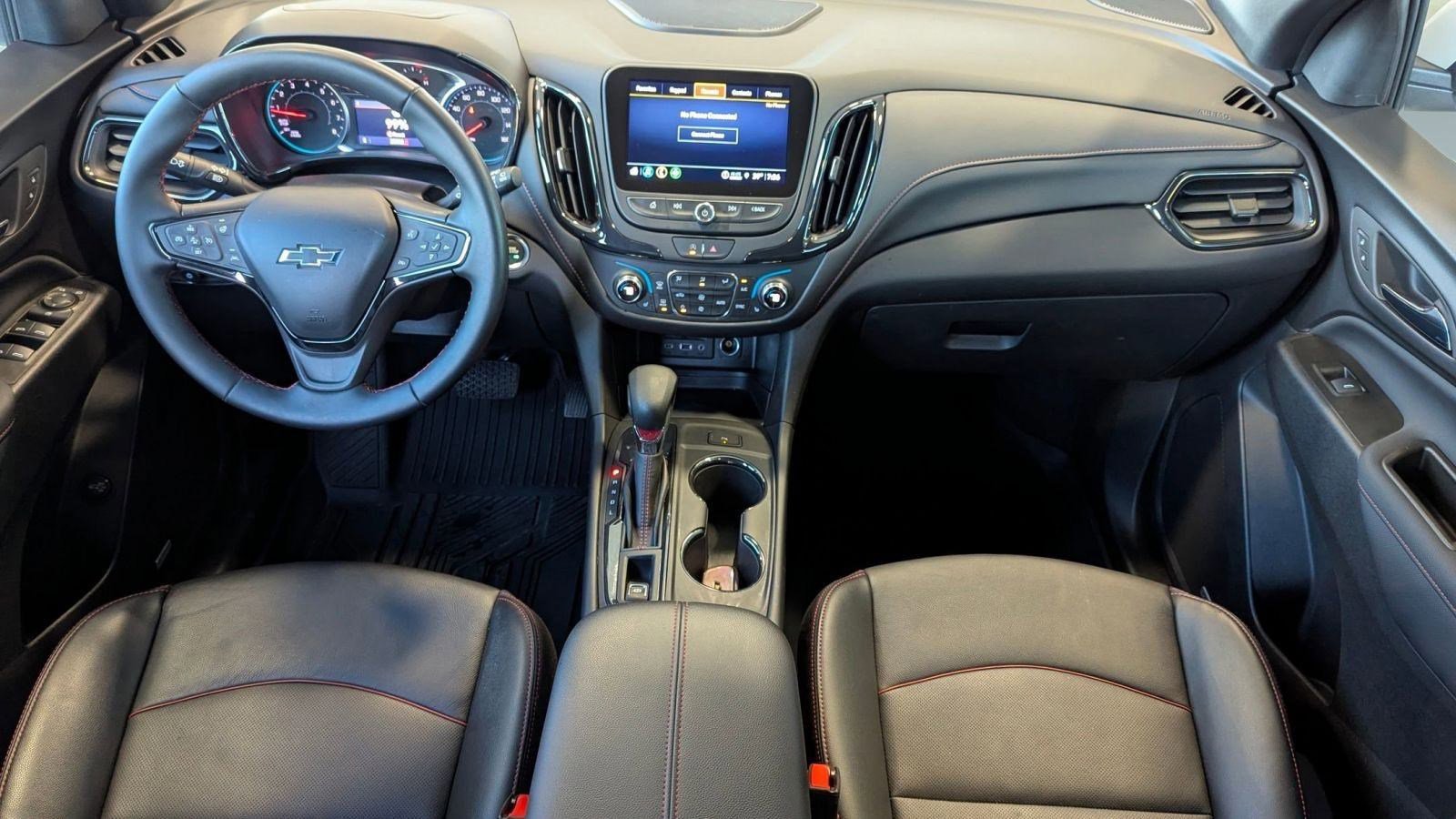 Used 2023 Chevrolet Equinox RS w/ RS Leather Package image 9