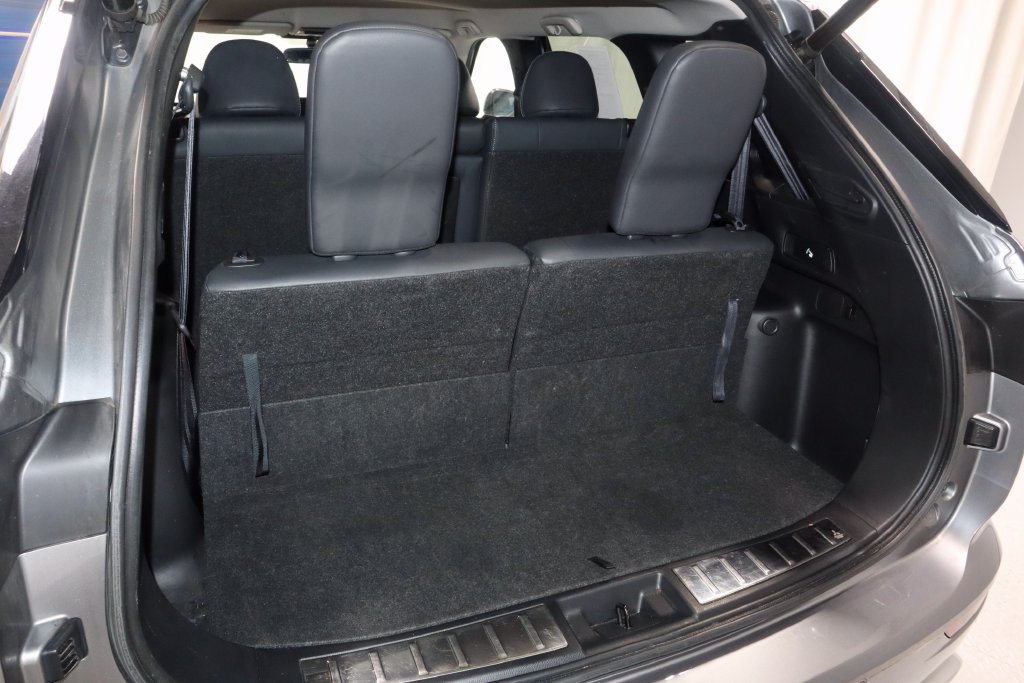 Used 2022 Mitsubishi Outlander SE AWD/4WD image 14