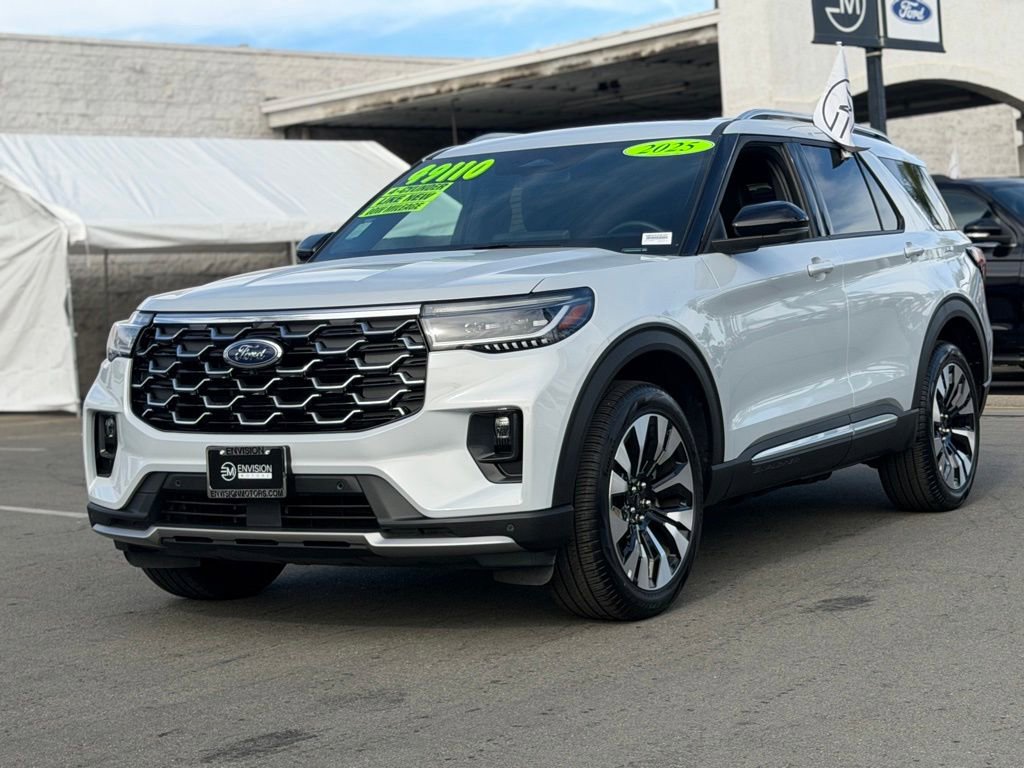 Certified 2025 Ford Explorer Platinum w/ LUX Leather Package image 6