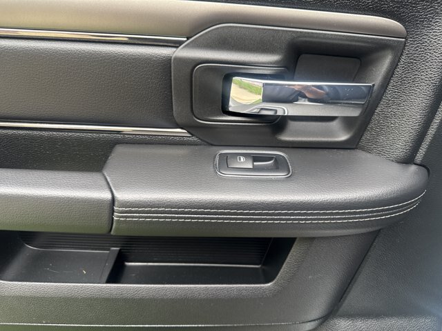 Used 2017 RAM 1500 Sport w/ Convenience Group AWD/4WD image 16