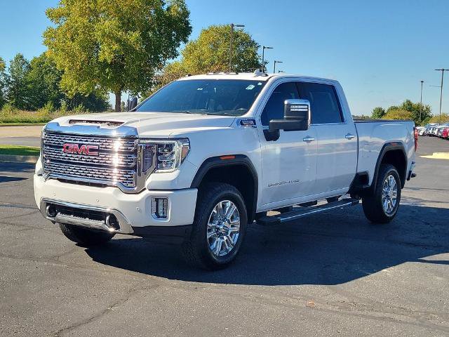 Used 2022 GMC Sierra 2500 Denali AWD/4WD image 2