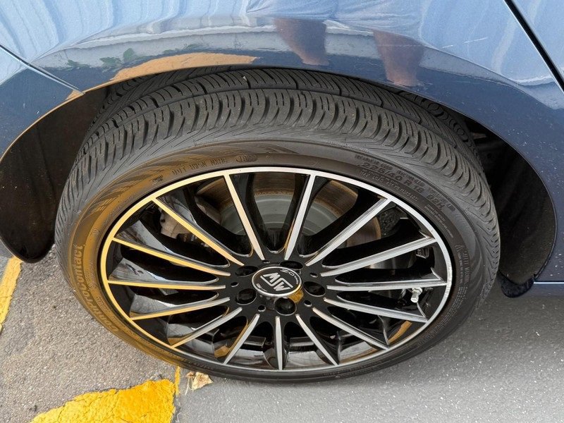 Used 2021 Mercedes-Benz CLA 250 4MATIC image 7