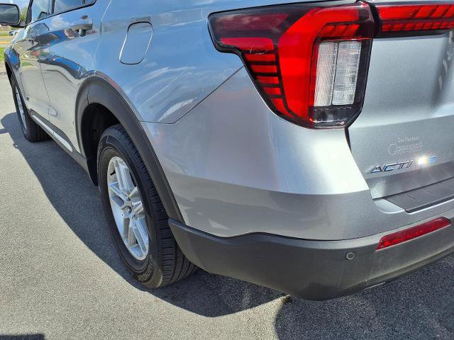 Certified 2025 Ford Explorer Active image 22