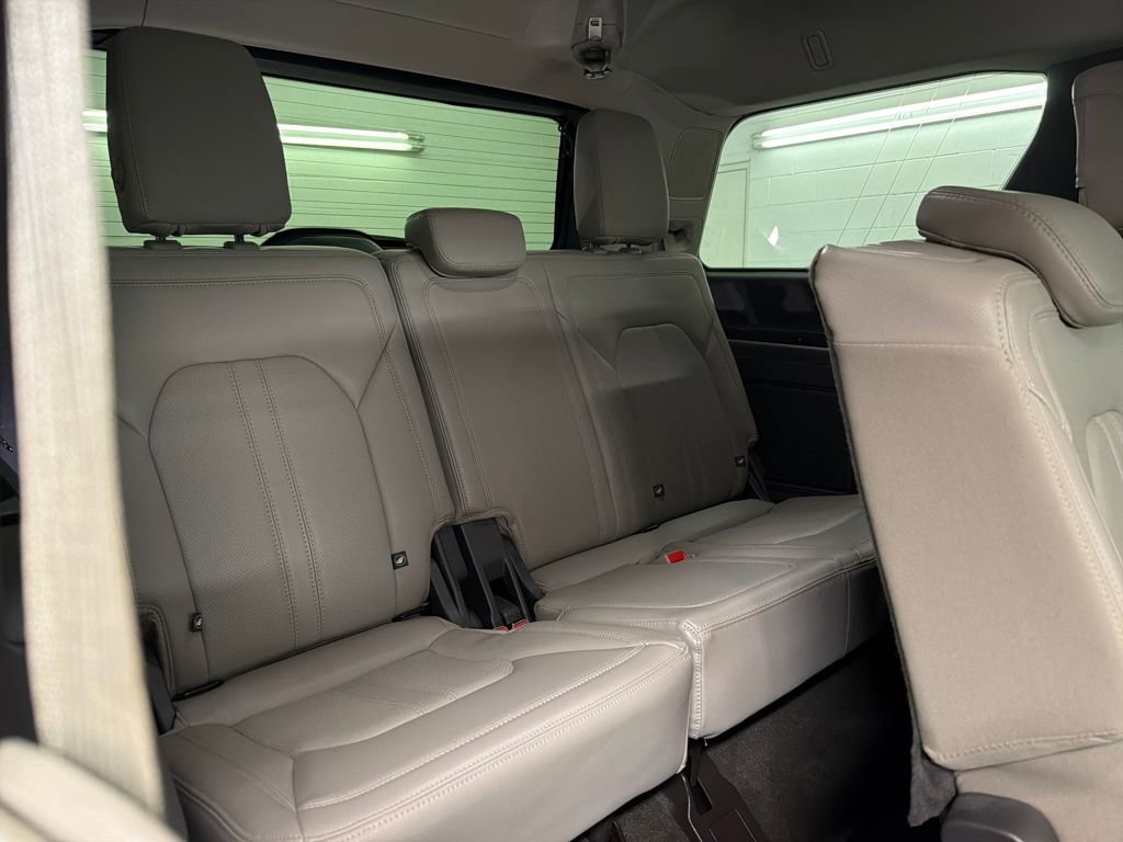 Certified 2019 Ford Expedition Limited image 30