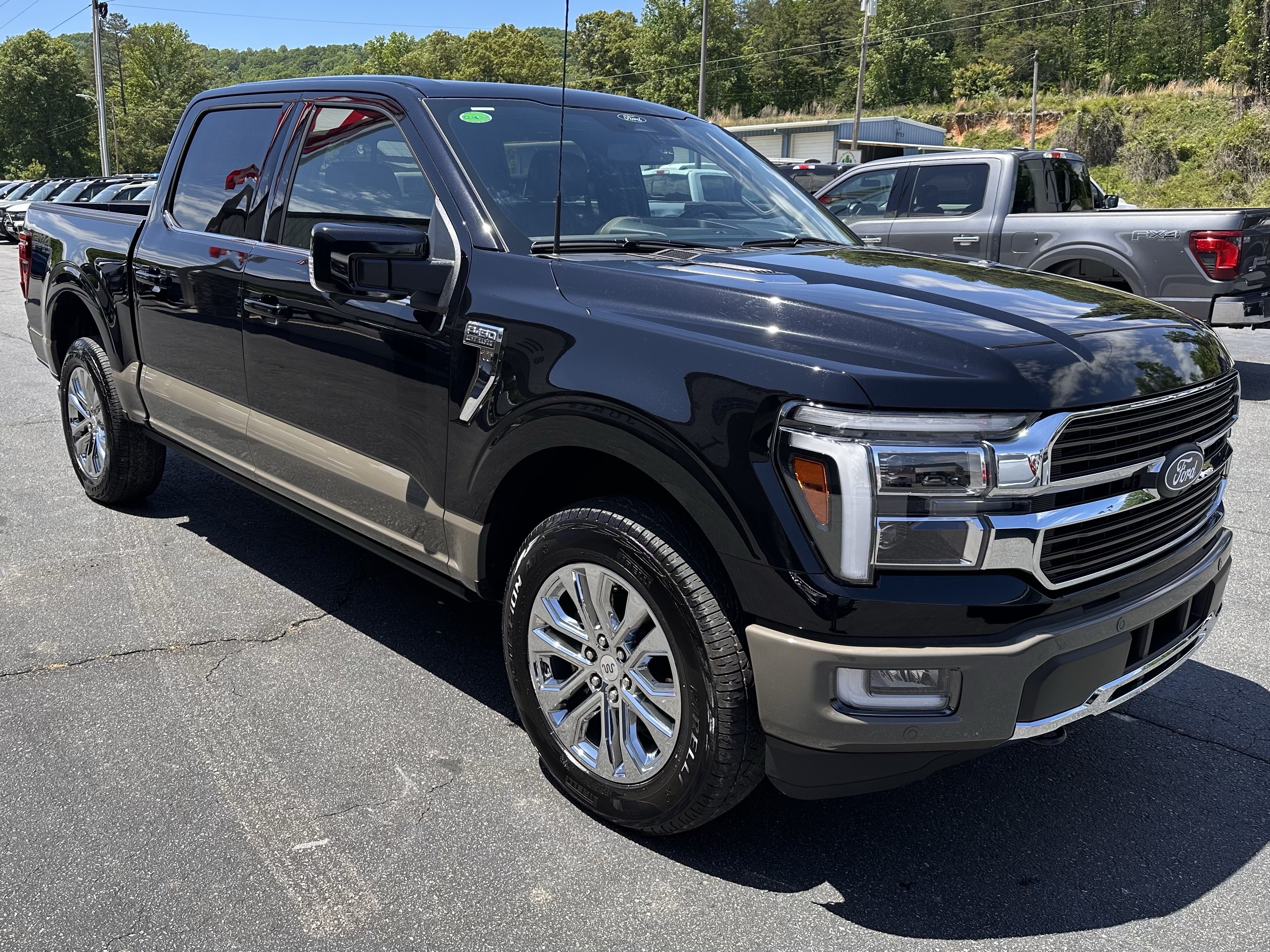 Certified 2025 Ford F150 King Ranch w/ FX4 Off-Road Package AWD/4WD image 4