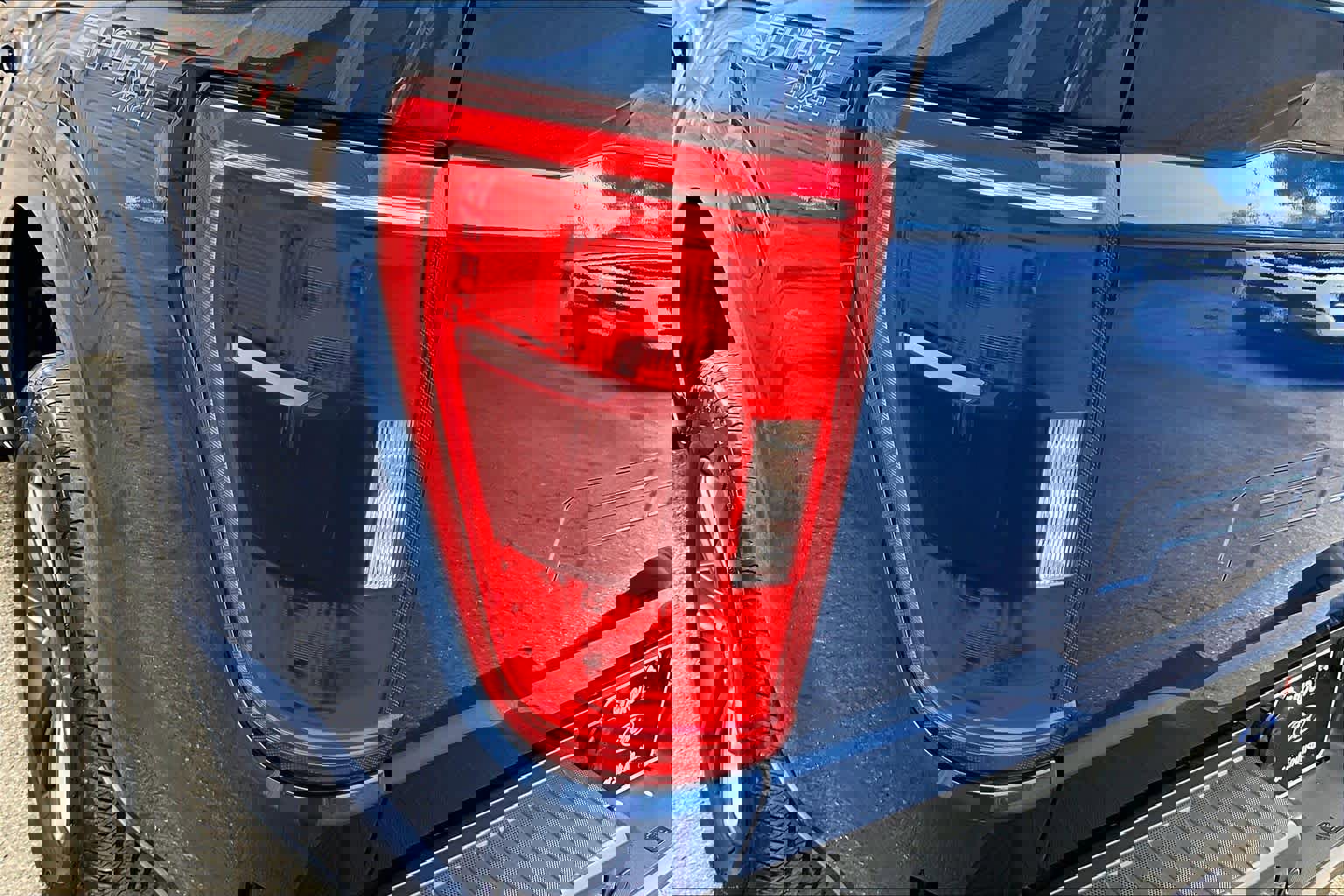 Certified 2023 Ford F150 XLT w/ Equipment Group 302A High image 27