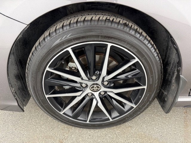 Used 2023 Toyota Camry SE image 6