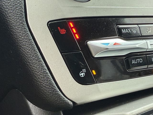 Certified 2022 Ford Explorer XLT w/ Equipment Group 202A image 18