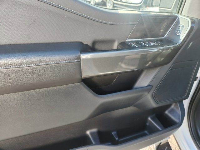 Certified 2022 Ford F150 XLT w/ Equipment Group 302A High image 18