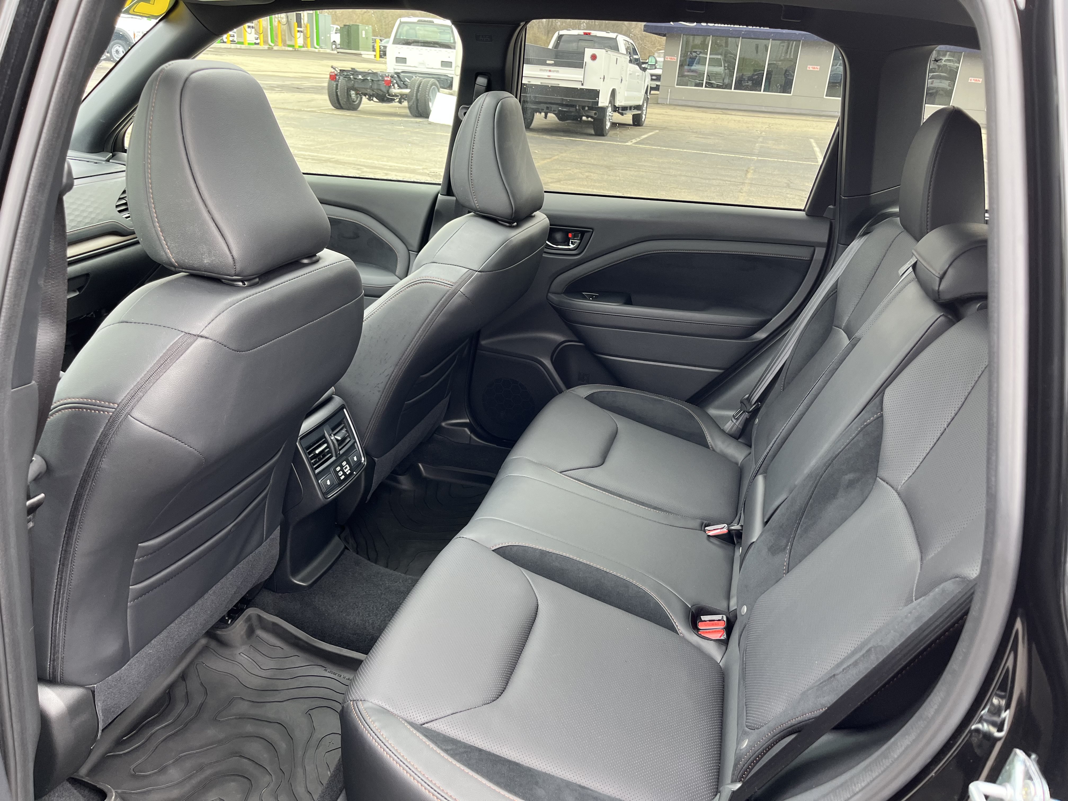 Used 2025 Subaru Forester Touring AWD/4WD image 8