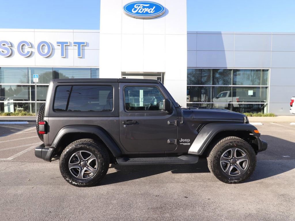 Used 2019 Jeep Wrangler Sport S image 6