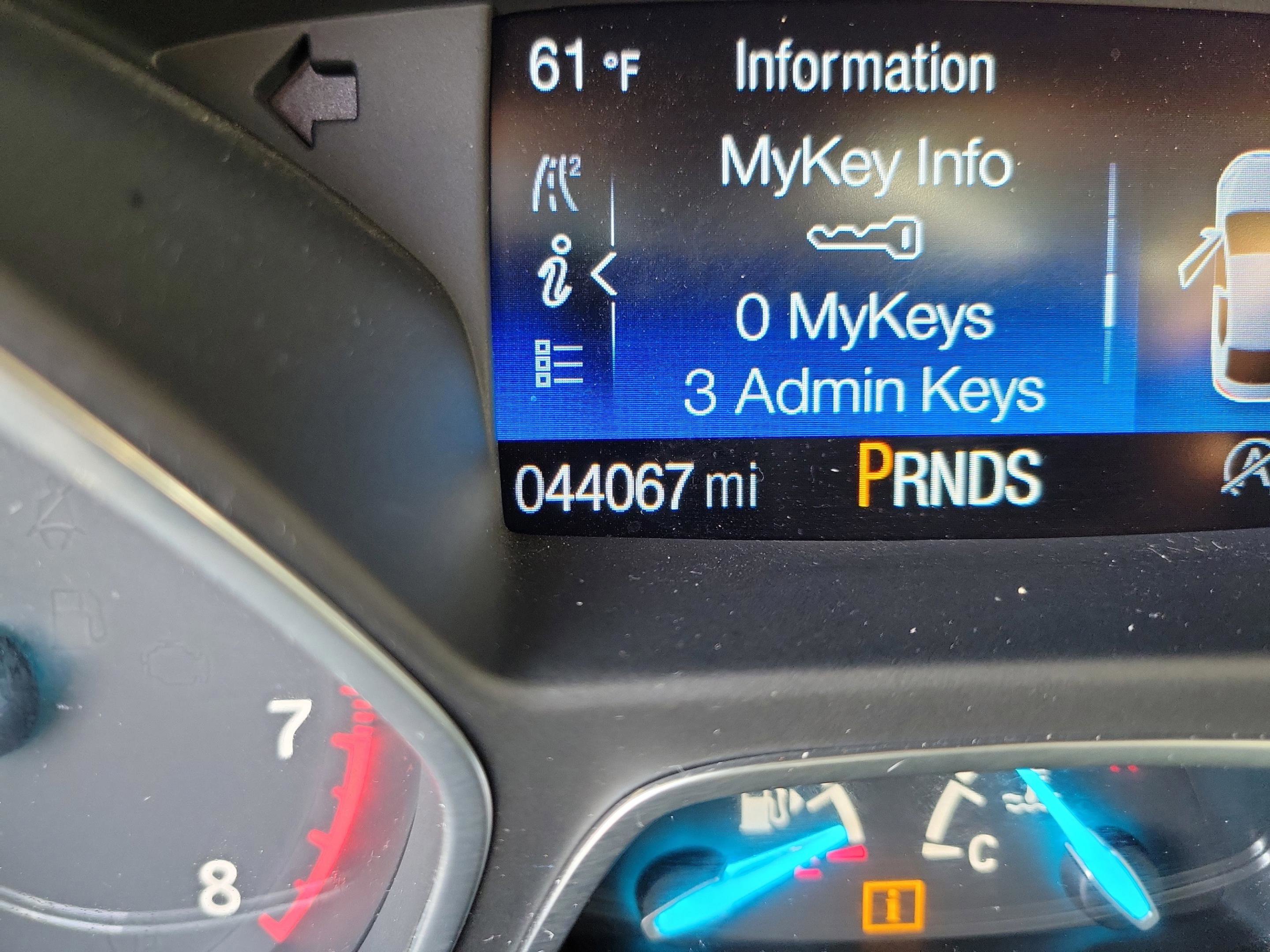 Certified 2017 Ford Escape SE w/ SE Leather Comfort Package image 15